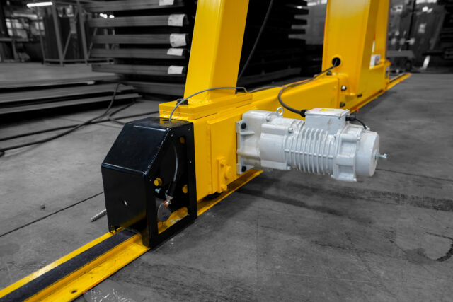pwi motorized gantry crane 12