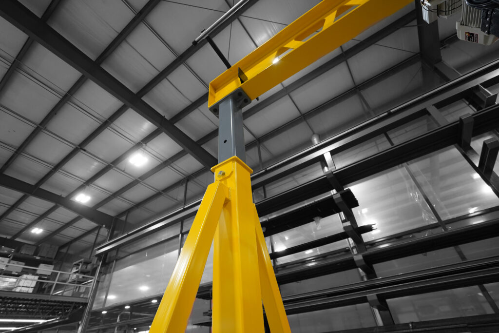 pwi ultra lite telescoping gantry crane detail